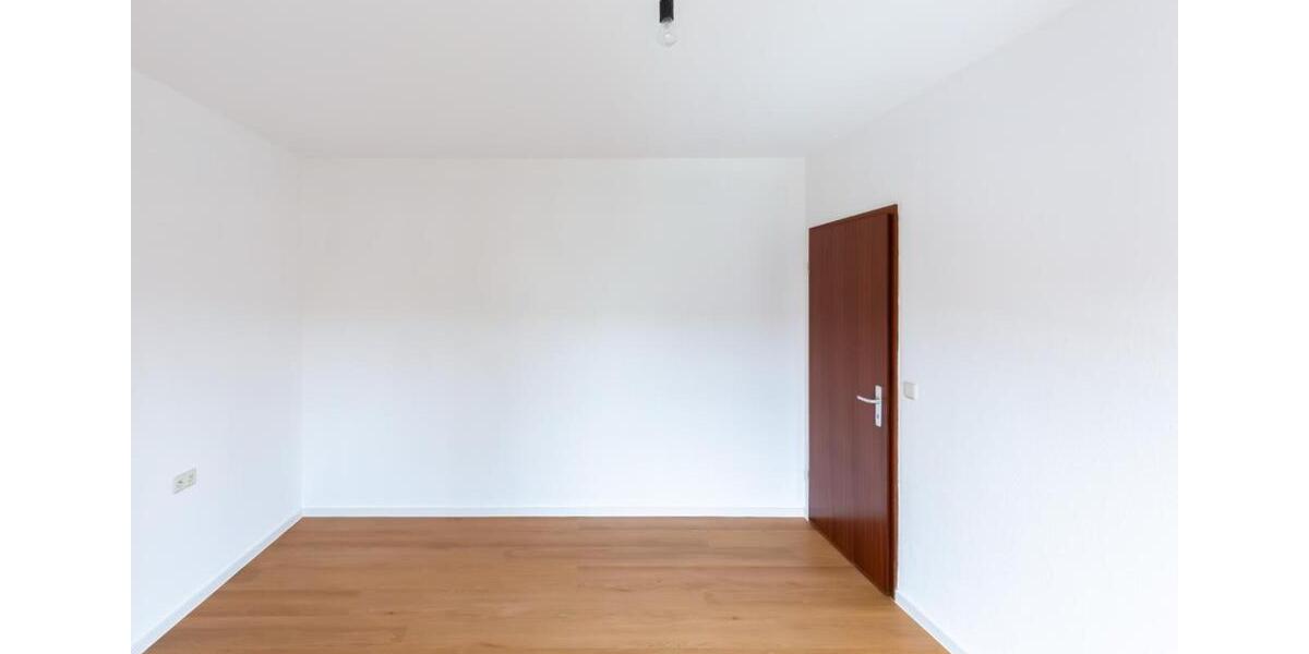 Etagenwohnung Marbach am Neckar - 2 Zimmer, 49 m&sup2;, 195.000&euro; | Angebot:24766668