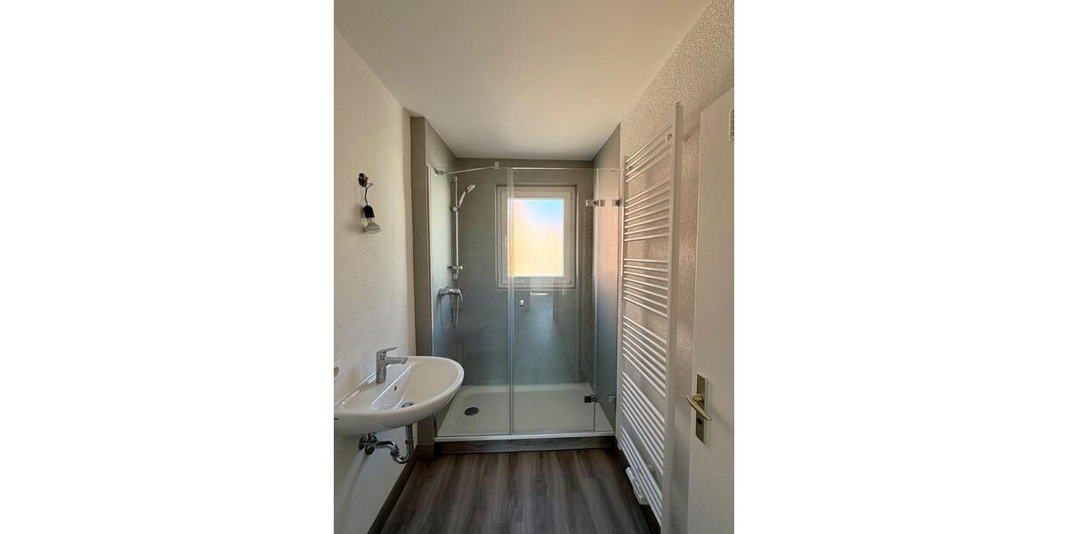 Etagenwohnung Stuttgart Luginsland - 4 Zimmer, 78 m&sup2;, 1.300&euro; | Angebot:26144361