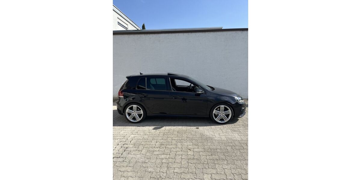 VW Golf 89.000 km 21.900 &euro; Neckartenzlingen 72658