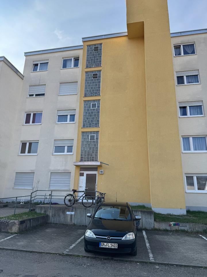 Provisionsfrei: Top Kapitalanlage mit Balkon & Aussenstellplatz