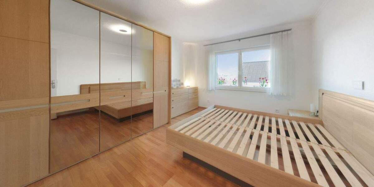 Etagenwohnung Remseck Neckarrems - 7 Zimmer, 226 m&sup2;, 799.000&euro; | Angebot:24847873