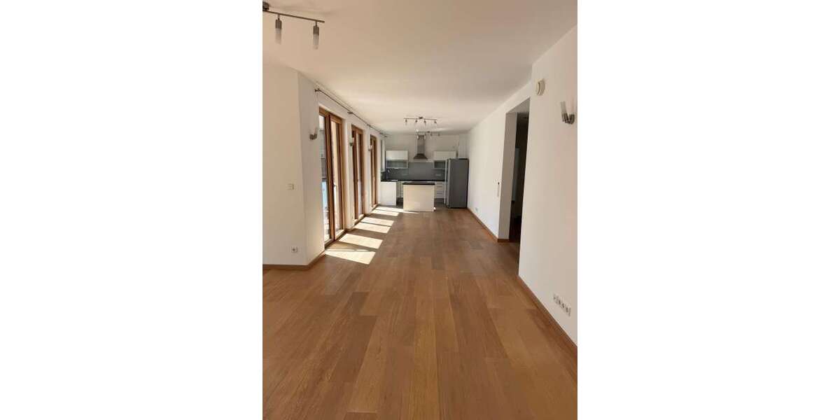 Etagenwohnung Stuttgart Stuttgart-Mitte - 4 Zimmer, 110 m&sup2;, 2.150&euro; | Angebot:26432916