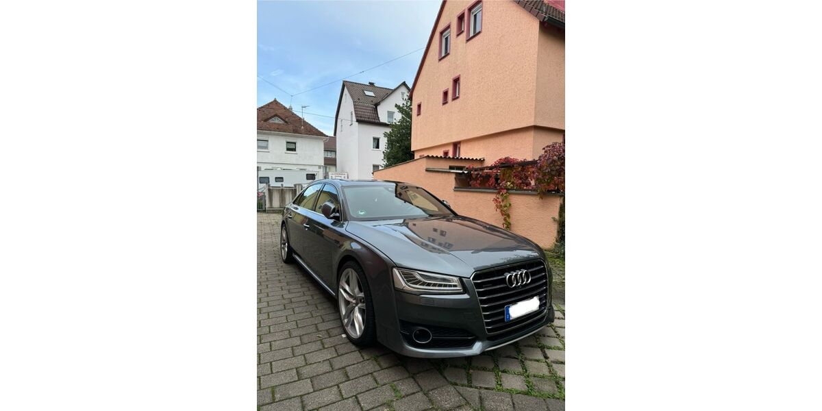 Audi A8 120.000 km 31.999 &euro; Stuttgart 70376