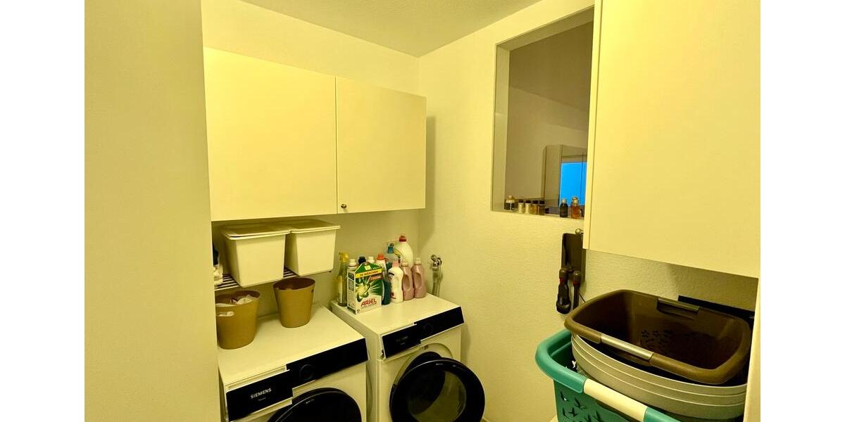 Einfamilienhaus Weinstadt - 9 Zimmer, 247 m&sup2;, 995.000&euro; | Angebot:26825977