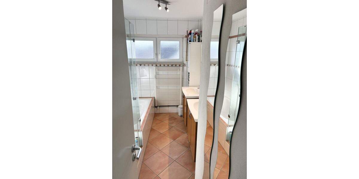 Etagenwohnung Remshalden Grunbach - 4 Zimmer, 109 m&sup2;, 398.000&euro; | Angebot:24647739