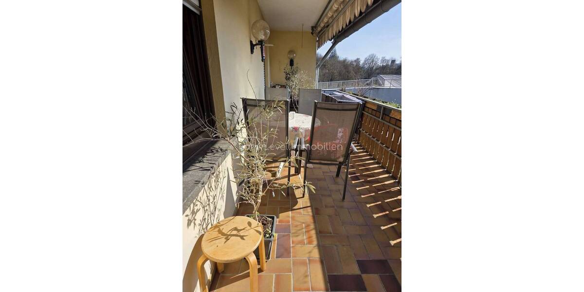 Mehrfamilienhaus, Wohnhaus Neckartenzlingen - 4 Zimmer, 92 m&sup2;, 480.000&euro; | Angebot:26187314