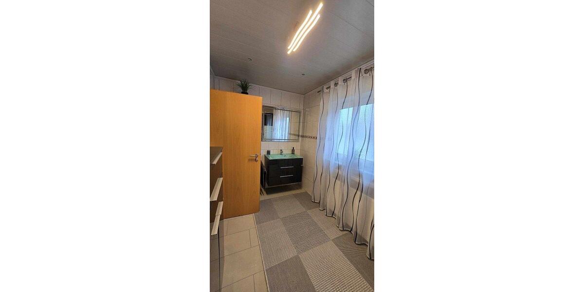 Doppelhaushälfte Möglingen - 6 Zimmer, 136 m&sup2;, 675.000&euro; | Angebot:26876428