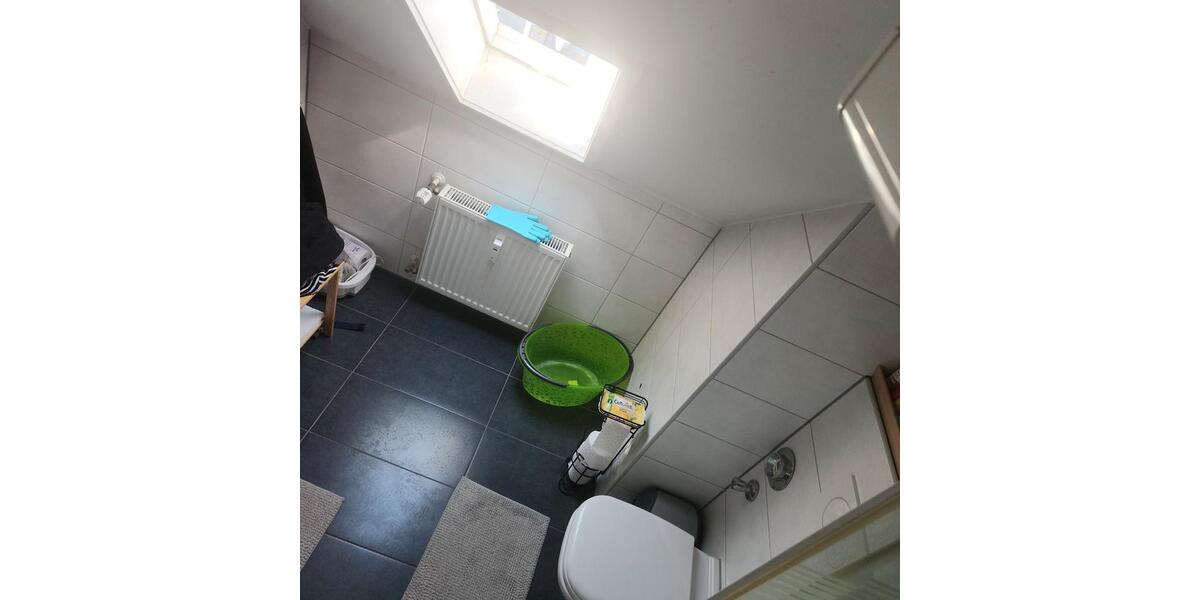 Dachgeschoßwohnung Remseck am Neckar - 2.5 Zimmer, 58 m&sup2;, 270.000&euro; | Angebot:26311472