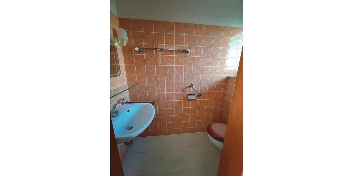 Doppelhaushälfte Leonberg - 6 Zimmer, 146 m&sup2;, 500.000&euro; | Angebot:27142346