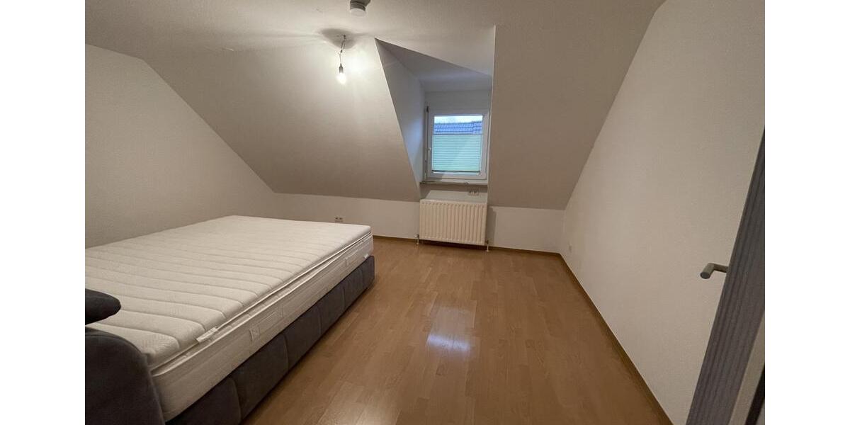 Reihenhaus Korntal-Münchingen Münchingen - 5 Zimmer, 130 m&sup2;, 1.950&euro; | Angebot:20027070