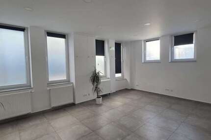 Gewerbeobjekt Stuttgart Stuttgart-Ost - 2.300&euro; | Angebot:27335309