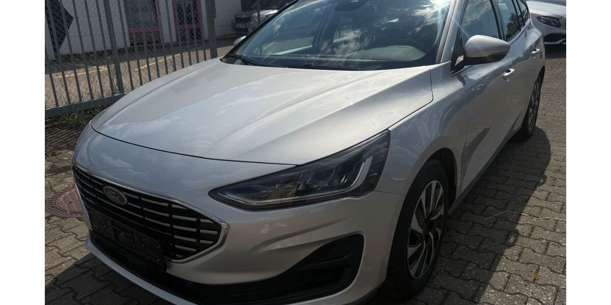 Ford Focus 129.000 km 12.300 &euro; Nufringen 71154