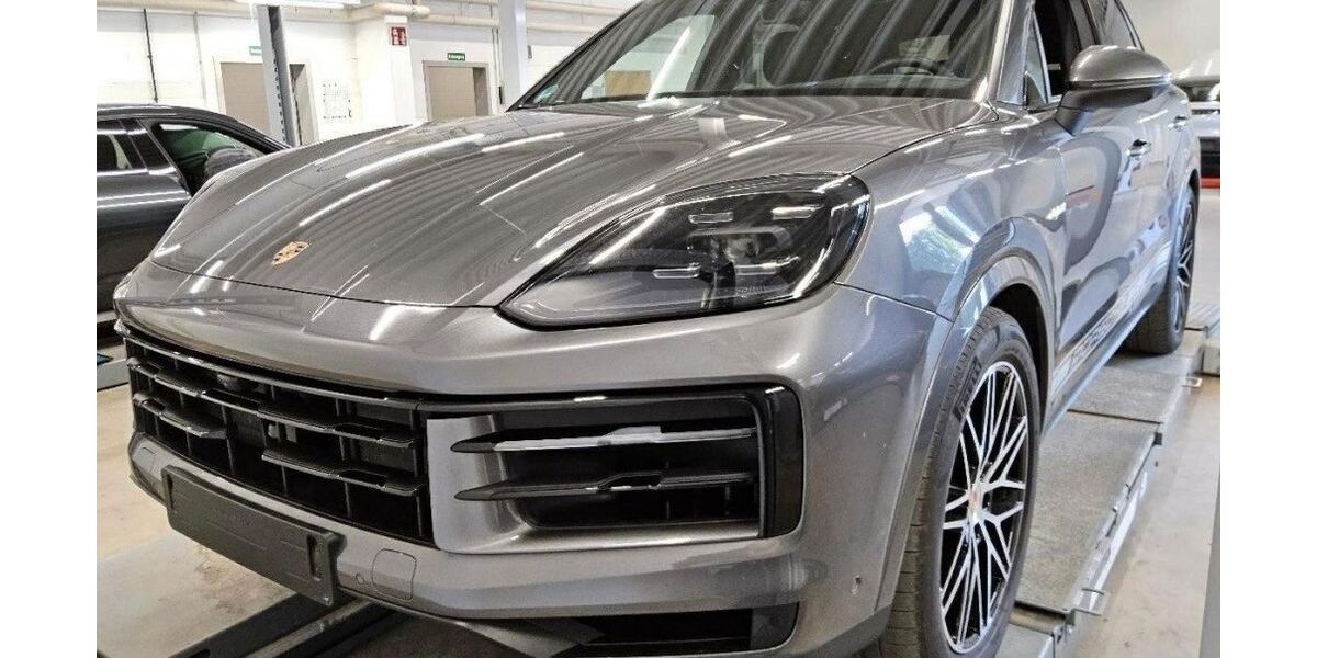 Porsche Cayenne 17.950 km 87.999 &euro; Stuttgart 70499