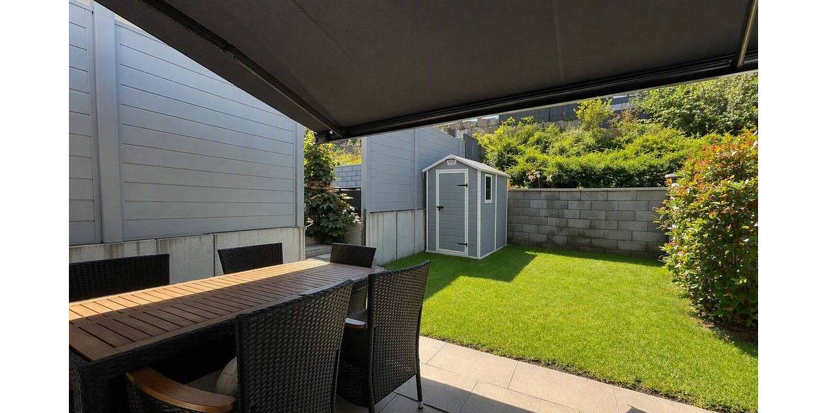 Reihenmittelhaus Freiberg am Neckar / Heutingsheim Heutingsheim - 4 Zimmer, 134 m&sup2;, 2.100&euro; | Angebot:26917533