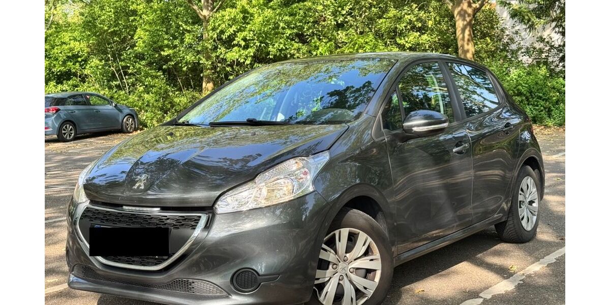 Peugeot 208 71.000 km 5.000 € Sindelfingen 71063