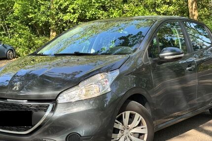 Peugeot 208 71.000 km 5.200 € Sindelfingen 71063