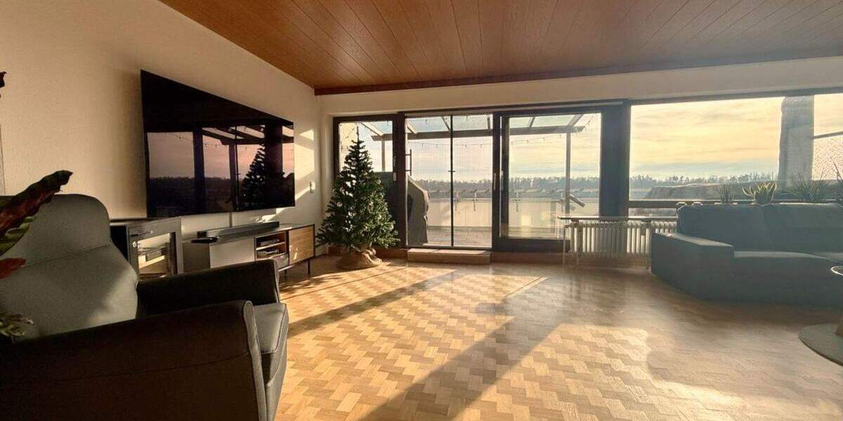 DegerlochHoffeld: Attraktive Endetage in Aussichtslage 5 zimmer