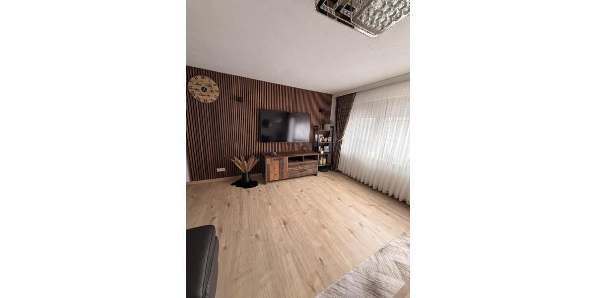 Reihenhaus Stuttgart Hedelfingen - 7 Zimmer, 125 m&sup2;, 750.000&euro; | Angebot:26187006