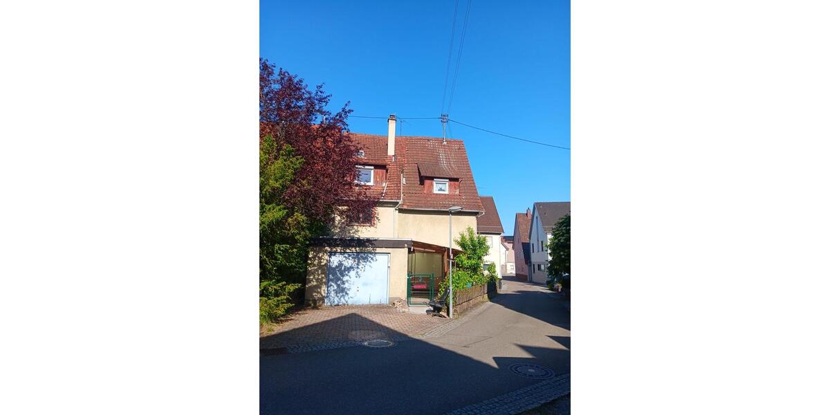 Mehrfamilienhaus, Wohnhaus Vaihingen an der Enz - 9 Zimmer, 200 m&sup2;, 300.000&euro; | Angebot:26722170