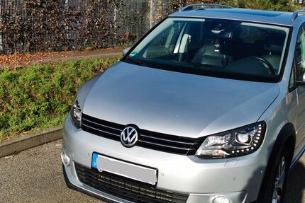 VW Touran 155.393 km 14.899 &euro; Dettingen unter Teck 73265
