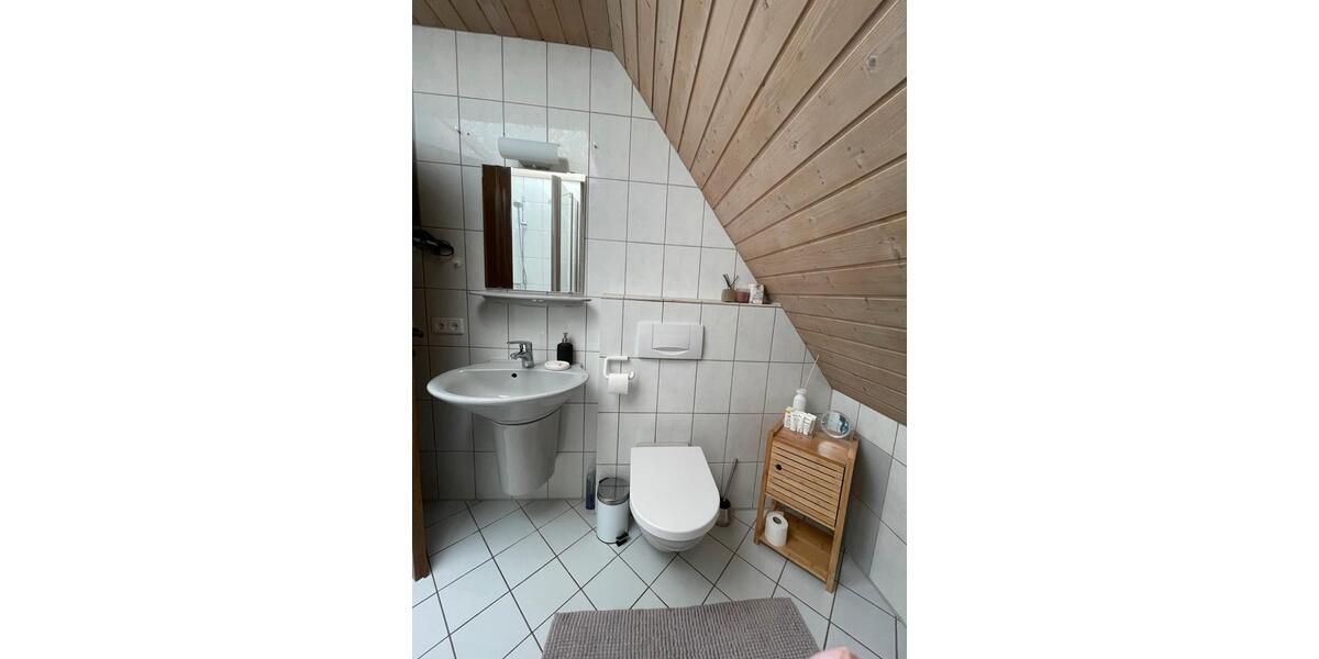 Maisonettenwohnung Leonberg - 2 Zimmer, 60 m&sup2;, 970&euro; | Angebot:26336119