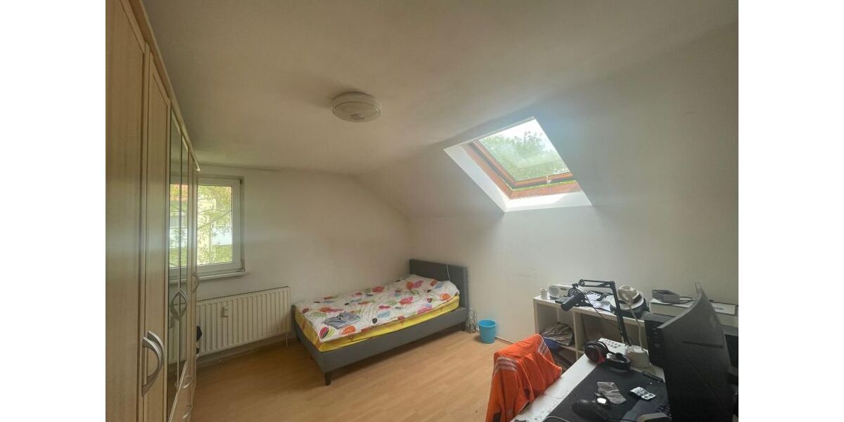 Provisionsfrei* 5-Zimmer Wohnung in Marbach am Neckar - ohne Makler - zum Verkauf - Dachgeschoßwohnung Marbach am Neckar | Angebot:26803576