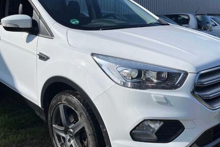 Ford Kuga 183.000 km 12.550 € Ditzingen 71254