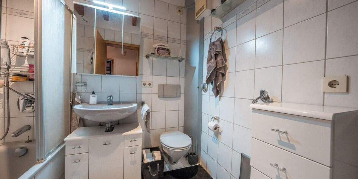 Etagenwohnung Leutenbach-Heidenhof Weiler zum Stein - 3 Zimmer, 90 m&sup2;, 259.000&euro; | Angebot:24558011