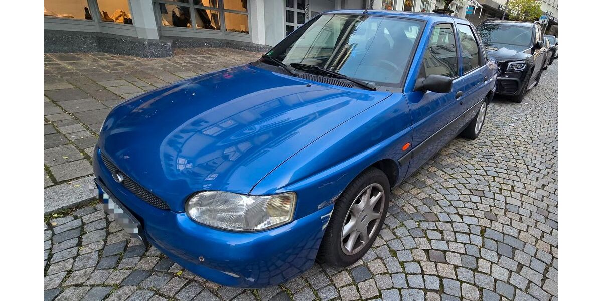 Ford Escort 49.000 km 2.500 € Nürtingen 72622