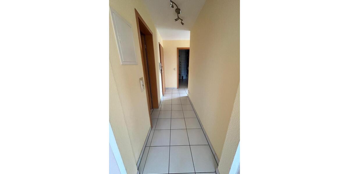 Etagenwohnung Weinstadt - 3 Zimmer, 86 m&sup2;, 300.000&euro; | Angebot:27096386