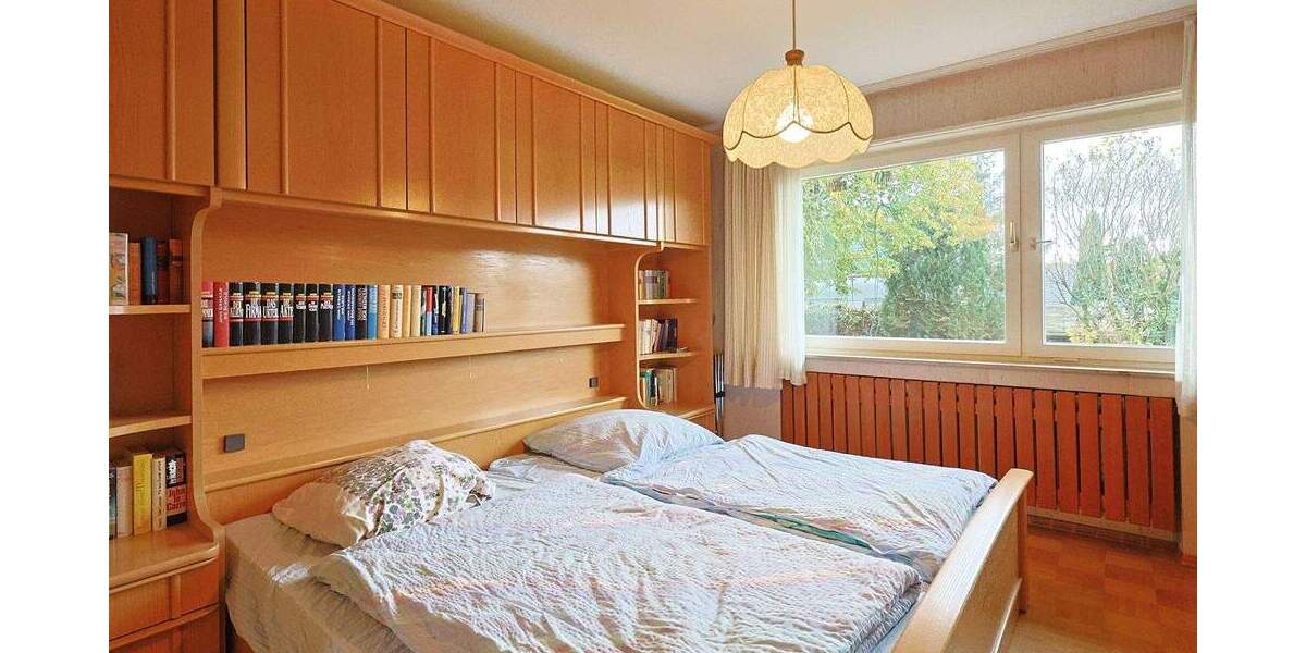 Mehrfamilienhaus, Wohnhaus Sindelfingen-Maichingen Maichingen - 7 Zimmer, 284 m&sup2;, 915.000&euro; | Angebot:24607846