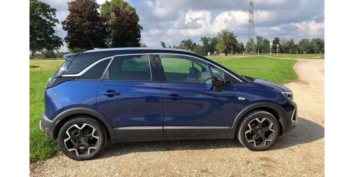 Opel Crossland 97.370 km 12.800 &euro; Esslingen am Neckar, Stadt 73730