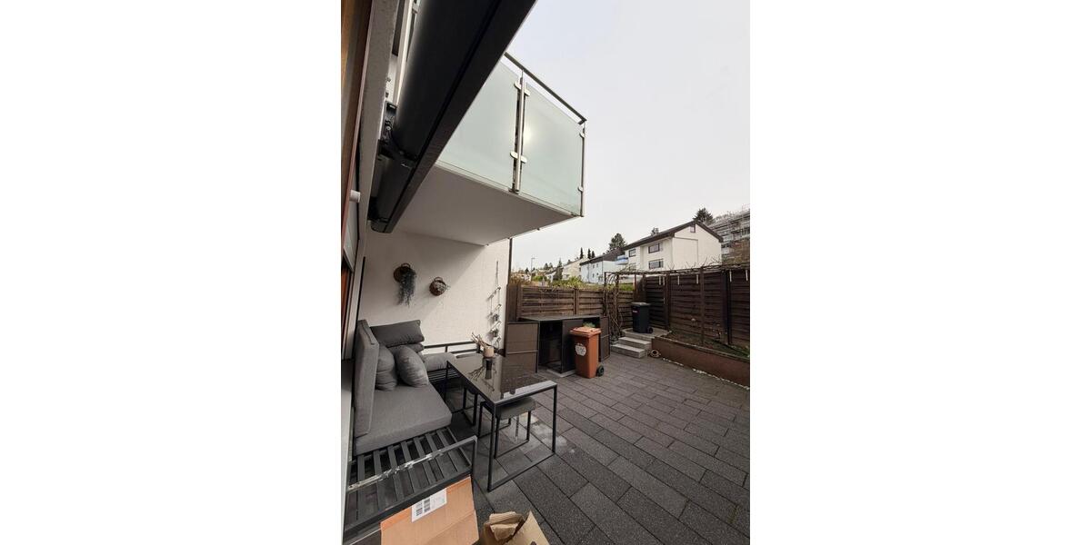 Reihenhaus Stuttgart Hedelfingen - 7 Zimmer, 125 m&sup2;, 750.000&euro; | Angebot:26187006