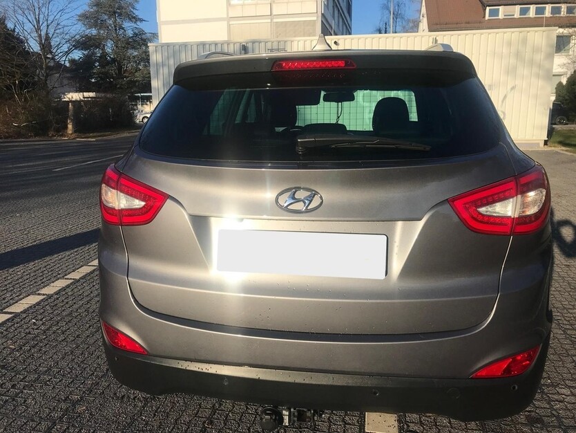 Hyundai IX35 128.000 km 11.900 € Stuttgart 70173