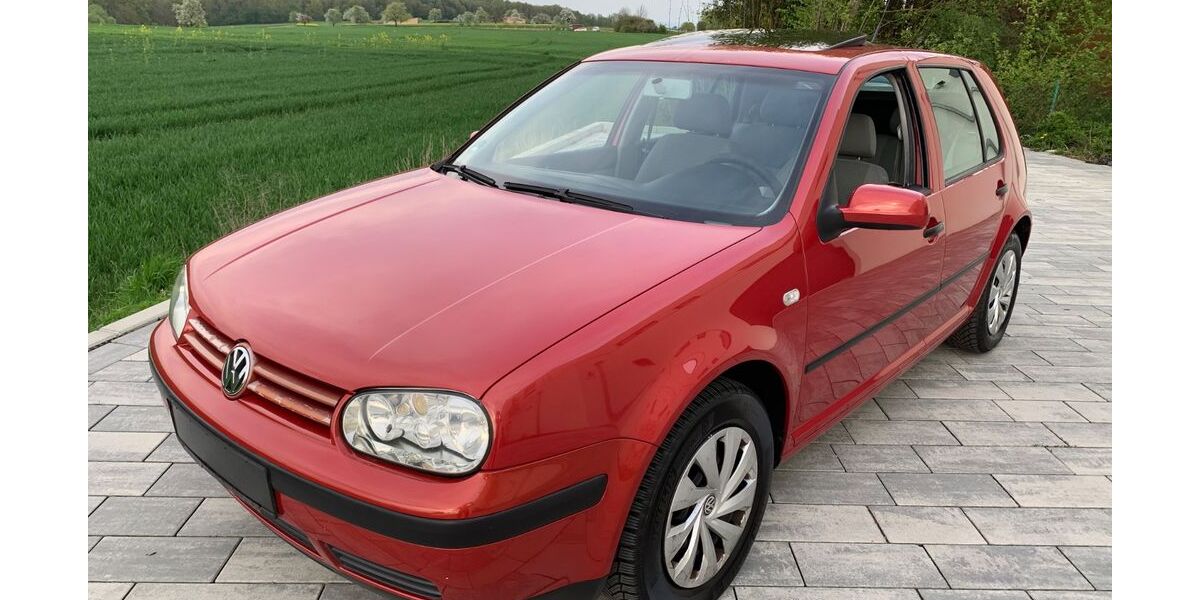 VW Golf 143.150 km 3.890 &euro; Esslingen am Neckar 73734