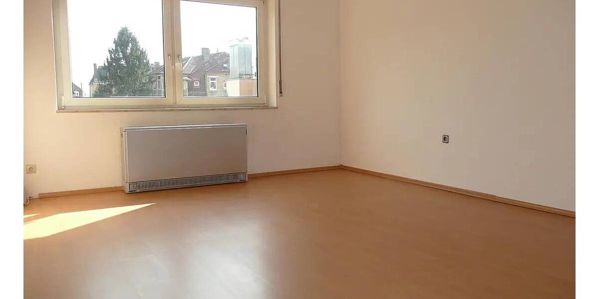 Etagenwohnung Stuttgart Bad Cannstatt - 3 Zimmer, 80 m&sup2;, 320.000&euro; | Angebot:26378384