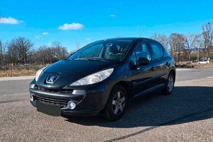Peugeot 207 151.000 km 2.399 € Stuttgart 70374