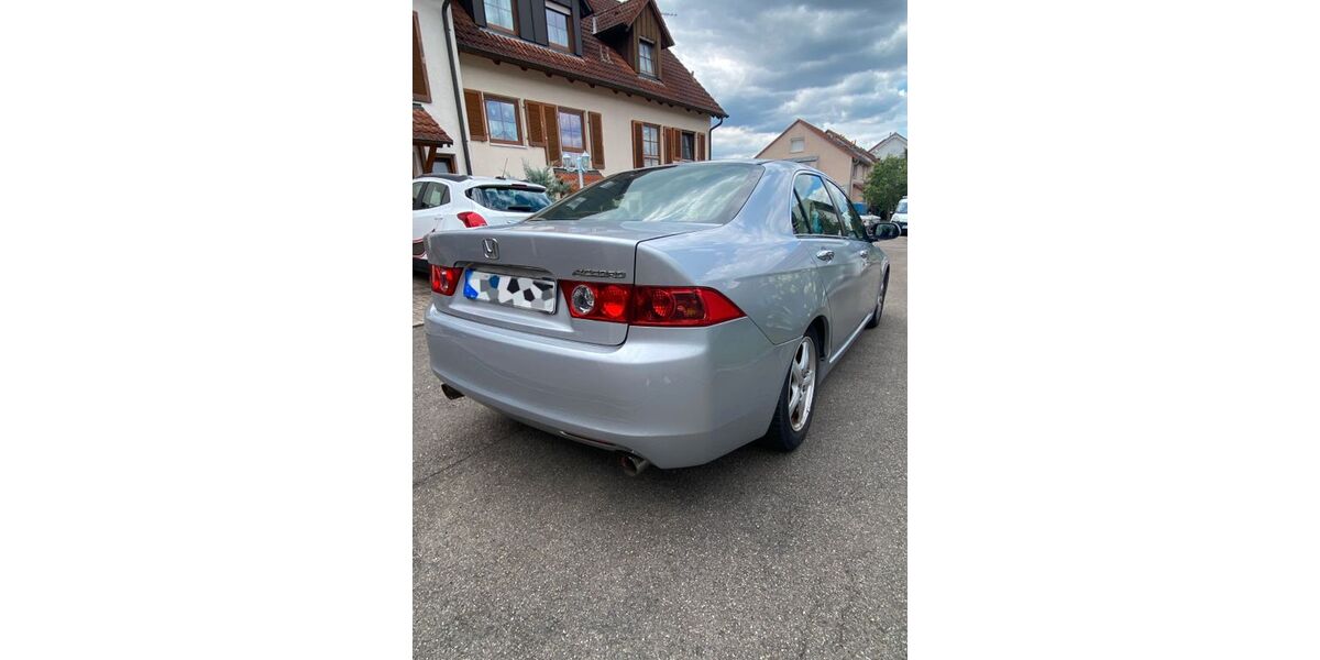 Honda Accord 185.000 km 5.800 € Denkendorf 73770