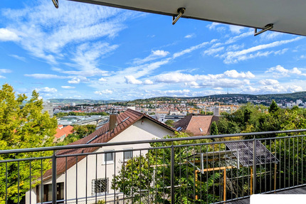 Wohnen mit Weitblick: Großzügige 4-Zimmer-Wohnung mit Balkon, Terrasse & Doppelgarage 4 zimmer