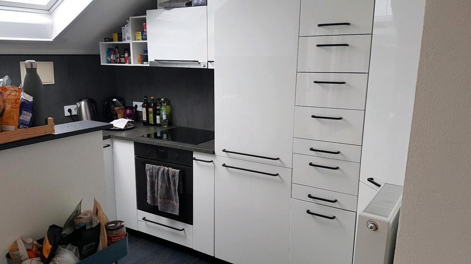 Dachgeschoßwohnung Stuttgart Neuwirtshaus - 2.5 Zimmer, 59 m&sup2;, 235.000&euro; | Angebot:26920779