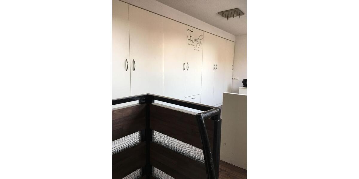 Doppelhaushälfte Ludwigsburg - 6 Zimmer, 173 m&sup2;, 499.000&euro; | Angebot:26204330