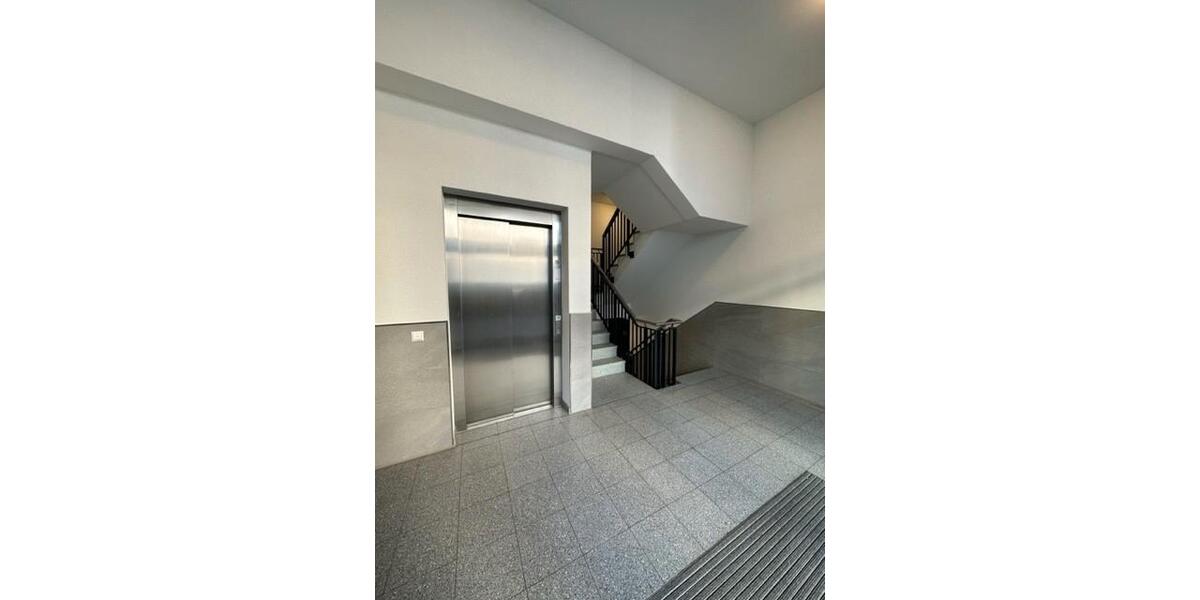 Erdgeschoßwohnung Esslingen am Neckar - 2 Zimmer, 59 m&sup2;, 1.013&euro; | Angebot:24794396