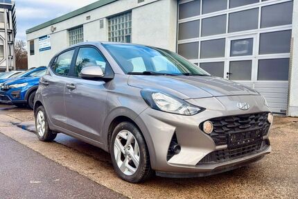 Hyundai i10 82.400 km 12.100 € Filderstadt 70794