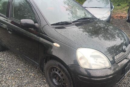 Toyota Yaris 165.000 km 1.590 &euro; weinstadt 71384