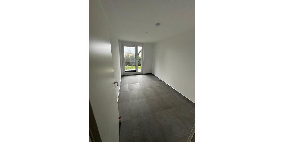 Erdgeschoßwohnung Ebersbach an der Fils - 3.5 Zimmer, 84 m&sup2;, 1.450&euro; | Angebot:24775290