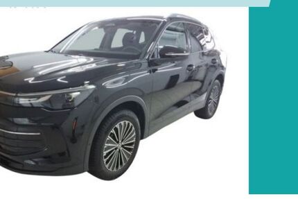 VW Tiguan 14.867 km 42.489 &euro; Weil der Stadt 71263