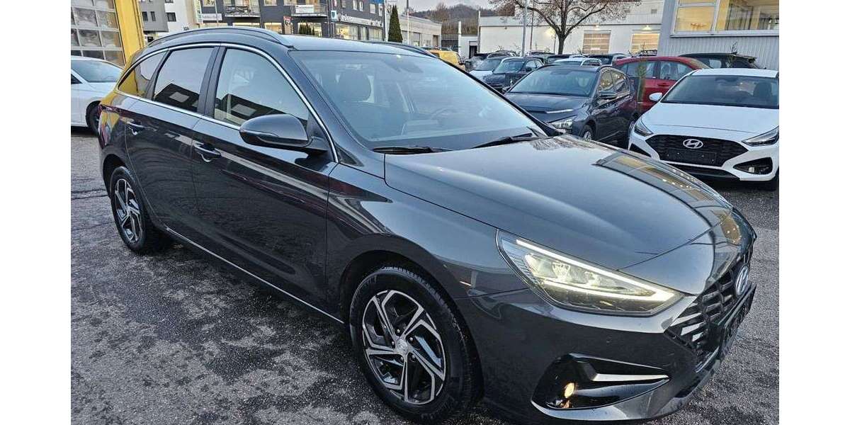 Hyundai i30 33.485 km 19.950 &euro; Leonberg 71229