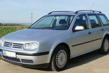 VW Golf 208.215 km 2.490 &euro; Korntal-Münchingen 70825
