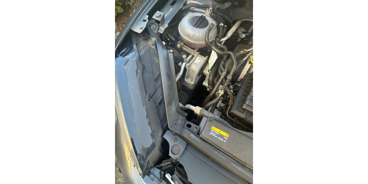 VW Golf Sportsvan 66.481 km 9.100 &euro; Stuttgart 70173