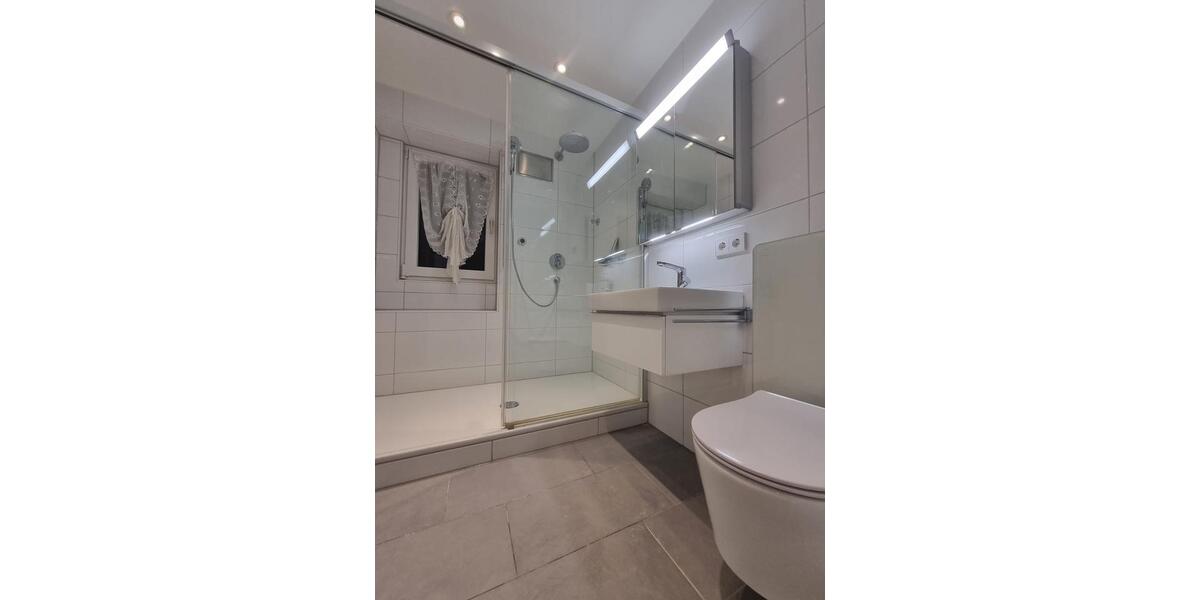 Etagenwohnung Stuttgart Feuerbach - 1 Zimmer, 16 m&sup2;, 450&euro; | Angebot:26183213